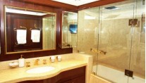 Big Aron  Ensuite